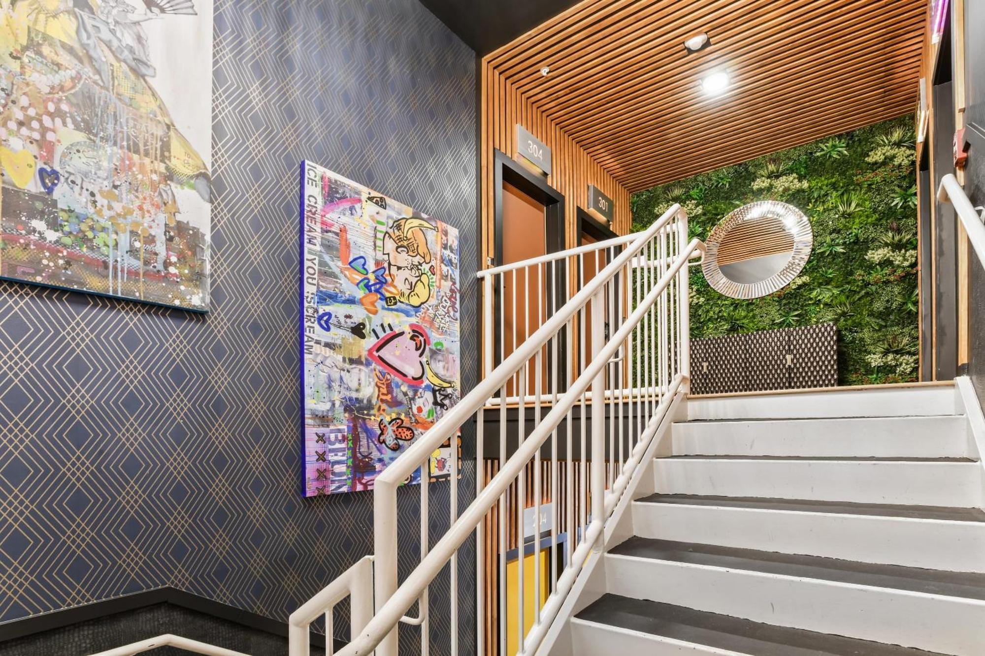 Verdant Statuesque Intimate Acropolis Views Of Famous Park Apartment Atlanta Exterior photo